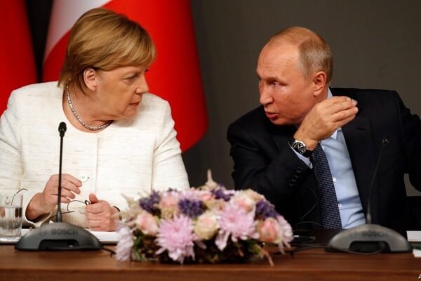 German Prime Minister visits Russia: Looking for a beautiful ending 0