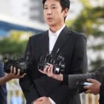 Korean `picture king` Lee Sun Kyun was found dead in his car 2