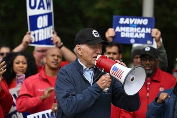 Mr. Biden took to the streets to strike with auto workers 0