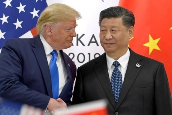 Mr. Trump accused China of deliberately `buying time` for a trade agreement 0